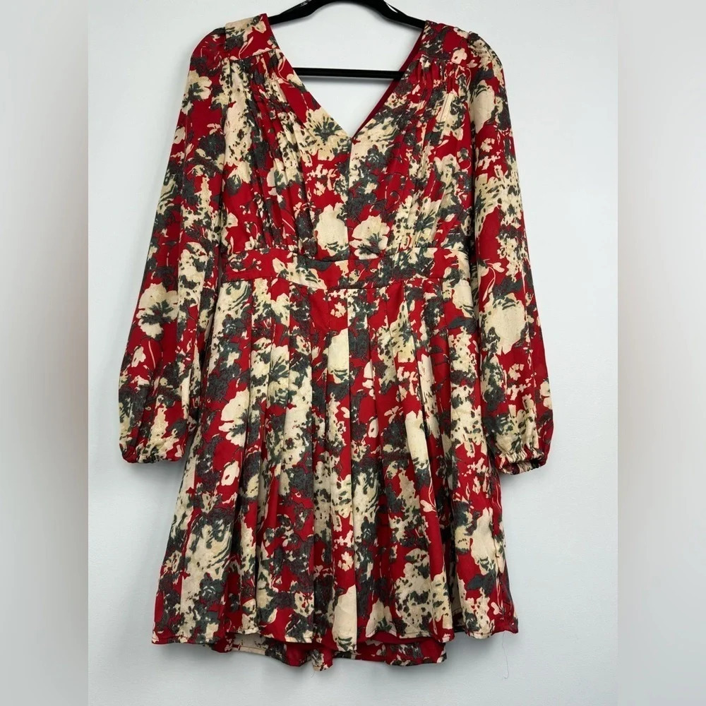 MISS ME Long sleeve floral pleated mini dress size Small